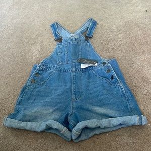 Jean Short Overalls!